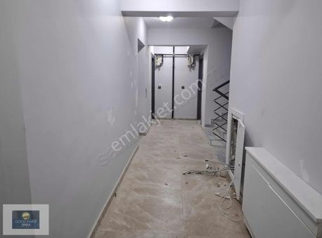 Good İnvest Anka Gym Den Ravza Camisi Altında 3+1 140 Mt2 Daire