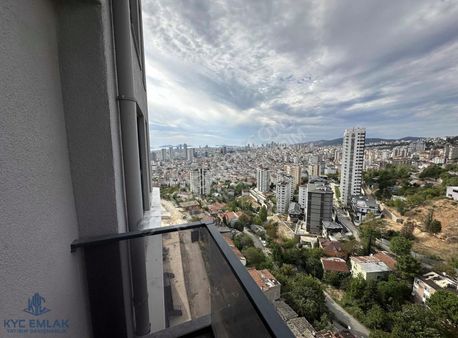 Kyc'den Dünyaşehir De Satılık Ferah Prestijli Site İçi 2+1 Daire