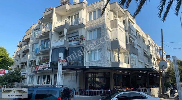 Salihli Sağlık Mahallesi Kurudere Caddesinde Satılık 3+1 Daire