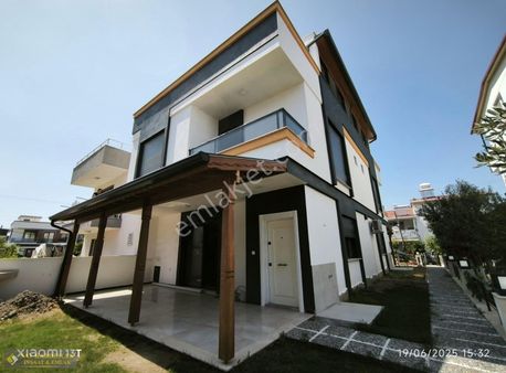 İzmir Seferihisar Doğanbey De Denize Yakın Satılık 3+1 Villa