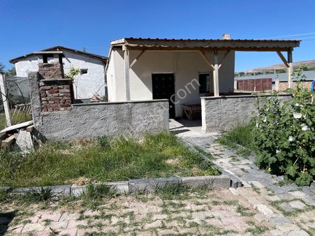 Alparslan Emlak'tan Küçükbürüngüz De Satlık Arsa