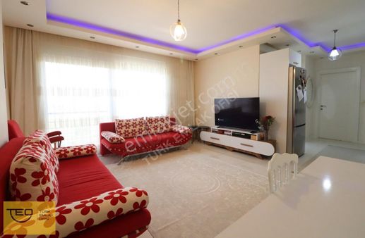 Liman Mahallesinde 1+1 Havuzlu Satılık Daire