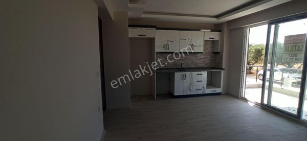 Tekirdağ Şarköy Cumhuriyet Mah Mükemmel Konumunda