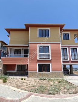 Asaf Emlak'tan Esenbel Mahallesi'nde Site İçerisinde Triplex