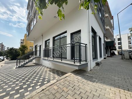 Selçuz İzban Durağında Köşe Konumlu Kiralık İş Yeri!