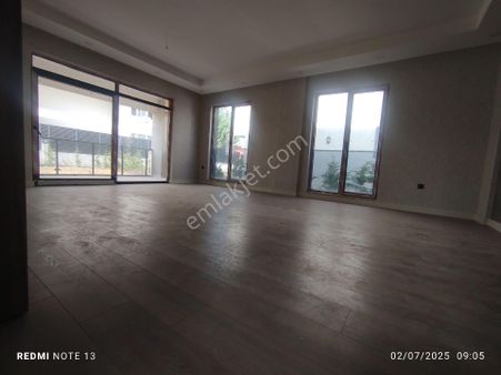 Baglıca Zirve Caddesinde Yine Kupon Villa Bize Kdanusmadan Villa Aldım Demeyin