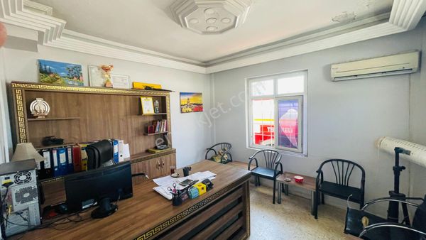 Gatem Galericiler Sitesinde 406 M2 Satılık İşyeri
