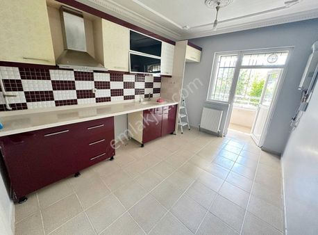 ⫷er-söz⫸ Şehitler Cad. Üzeri Sitede Yüksek Giriş Ön Cephe 3+1