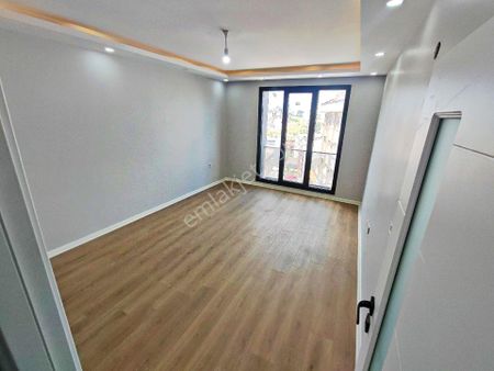 Yerden Isıtmalı Ultralüks Sıfır Yapım İskanlı 3+2 Dubleks Daire