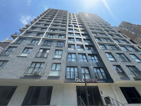 Gülmahal Rezidansta Boş 2+1 Satılık Kapalı Mutfak Geniştip Daire