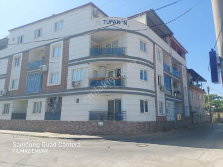 Karaçay Mahallesinde Köşe Konumlu Yüksek Giriş Satılık 1 + 1 Daire