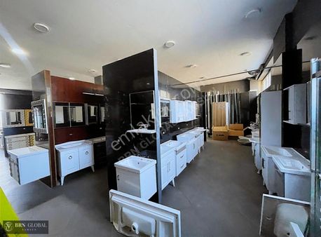 Brn Global'den Tekkeköy'de Anayola Cephe Showroom Binası Ve Depo