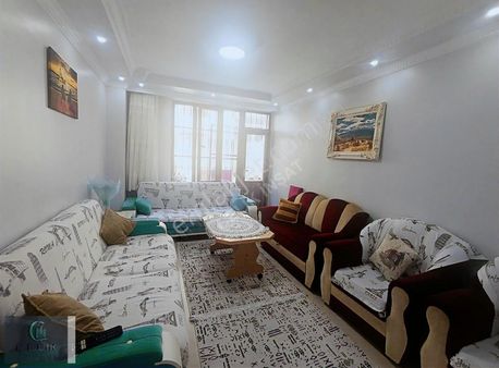 Çelik İnşaat Ve Emlaktan Acill Satılık Bahçe Katı 11 Yılık