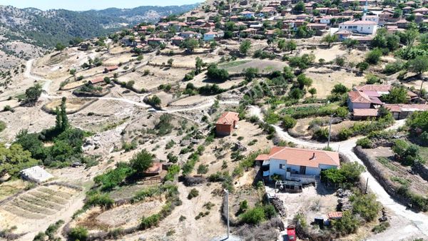 🏡 Durmuşlar Köyü Mahallesi - Satılık Köy Evi