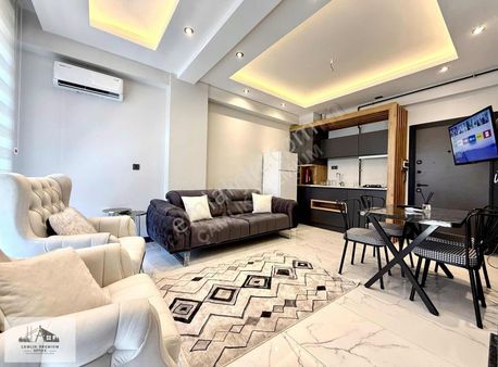 Kınıklı Yunus Emre'de Paü Yakını Site İçinde Arakat Sıfır Apart