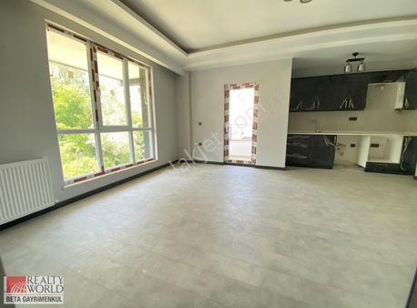 Rw Beta Alanlı Mah. 19 Mayıs Bulvarına 50mt Geniş Satılık 1+1