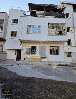 Vizyon Gayrimenkul'den Kurdali'de Satılık 2 Kat +teras Müstakil