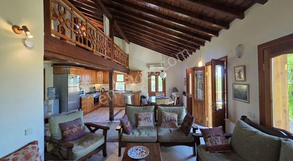 Üzümlü De Doğa İçerisinde