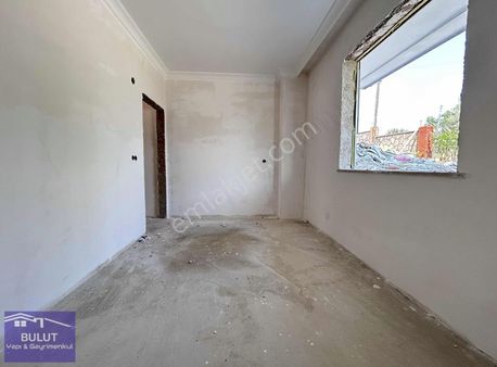 Darıca Merkezde Sahile 100 M Mesafede 2+1 75 M2 Bahçe Katı Daire