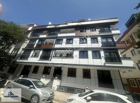 Çekmeköy Çamlık Mah. Metroya 500 Mt Çift Banyo Satılık 2+1 Daire