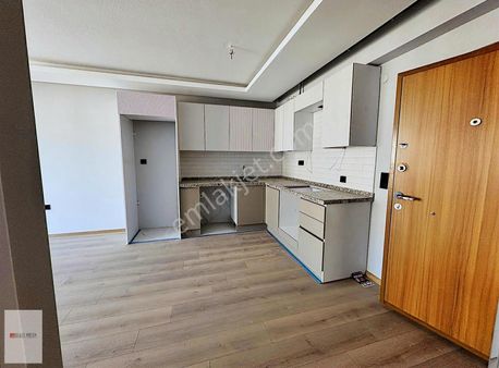 Rw Beta T/ö'den Anayola Cephe Deniz Manzaralı Lüx 1+1 Daire