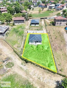Tapuhane'den Satılık Müstakil Ev Ve Arsası