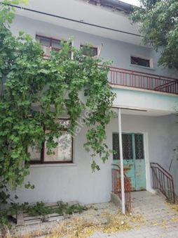 Günyüzü'nde 2 Katlı Bahçeli Ev