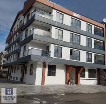 Birlik Mahallesinde Satılık 1+1 Daire