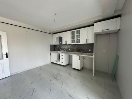 Beşikkaya'da Cadde Üzerinde Yapılı 3+1 Sıfır Satılık Daire !!