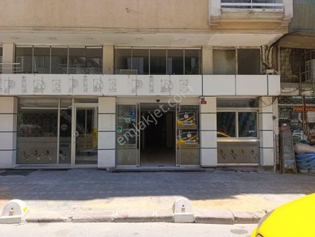 Toprak İnşaat...her İşe Uygun 350 M2 - 3 Katlı Köşe Cadde Üzeri!!!