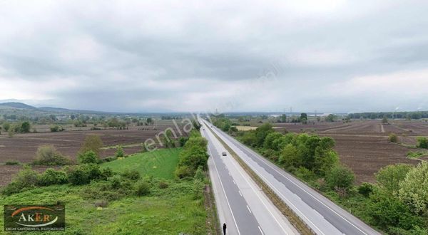 Aker Emlaktan E-5 E Cephe Arsa