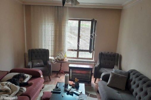 Toprak Emlak'tan Ank Keçiören Baglarbaşı Mah 3+1 Daire