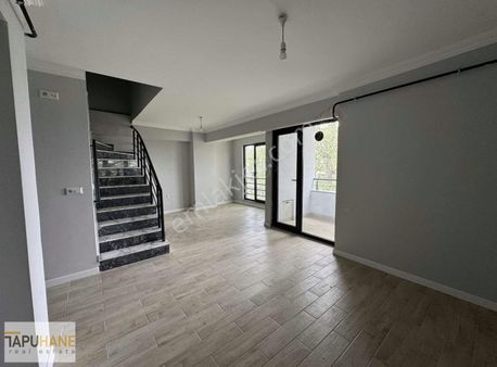 Tapuhane'den Çarşı Merkezinde Satılık 180m2 Dubleks Daire