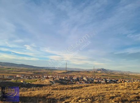 Sincan Temelli Tek Tapu İmarlı 620 Metre Köşe Başı