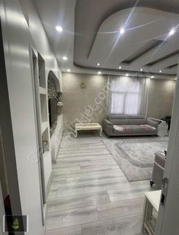 Karşıyaka'da Satılık Müstakil Daire