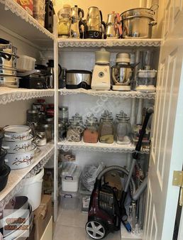 Karataş Göbek Kat 3+1 Kilerli Fırsat Daire