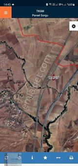 Sivas Merkez Kızılova Köyünde Tarla