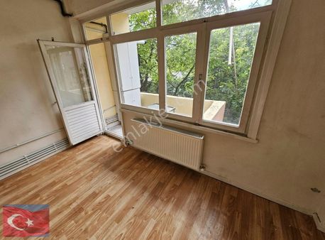 Kocamustafapaşa Merkezi Konum 2.ara Kat 1+1 60mk 3.000.000tl