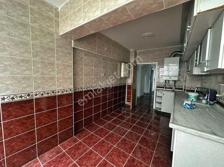 Szg'den 19 Mayıs Cd Üzeri 3+1 Bağımsız Orta Kat Yapılı Masrafsız