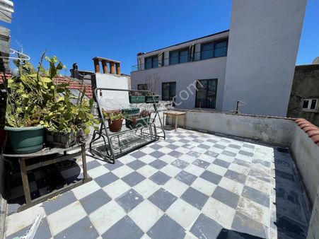 Burç Emlak'tan Beşiktaş Merkezde 2+1 Teras Kullanımlı 4 Katlı Binada 2+1 70 M2