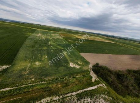 Uzunköprü Muhacırkadı Köyde Çaplı Muvafakatnameli Satılık Arsa