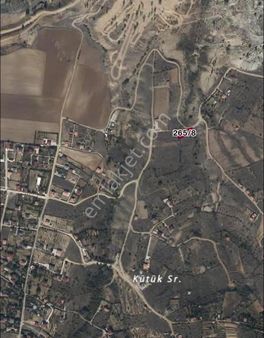 🇹🇷kule Emlak’tan Üç Tepeler Mevkiinde Satılık Bağ Yeri