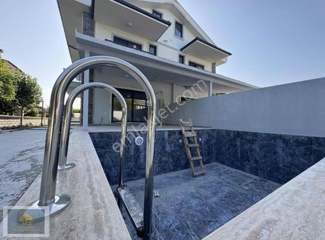 Lavinia Gayrimenkul'den Dalyan'da İztuzu Plajına Yakın 6+1 Villa