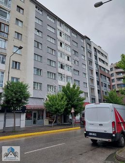 Sivrihisar Cad. Ara Kat Asansörlü Satılık 2+1 Daire