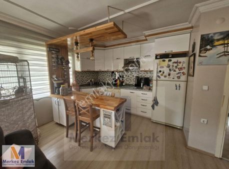 Merkez'den Çarşıda Düz Ayak Satılık 3+1 Köşe Dubleks