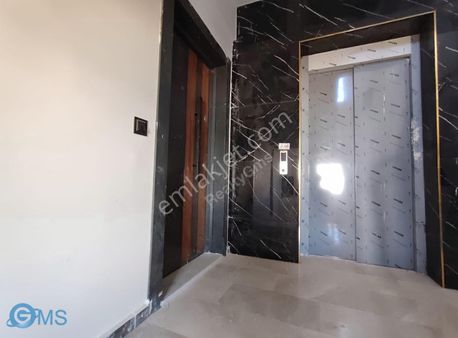 Varsak Demirel Mah.de 1+1 Sıfır Asansörlü Havuzlu Lüks Daire