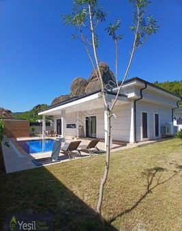 Kuzderede Sıfır Düz Ayak 3+1 Full Eşyalı Satılık Villa