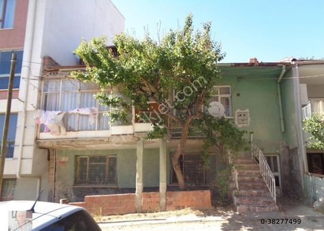 Orhangazi Mah. Sezen Sokak Ta 2 Katlı Müstakil Ev