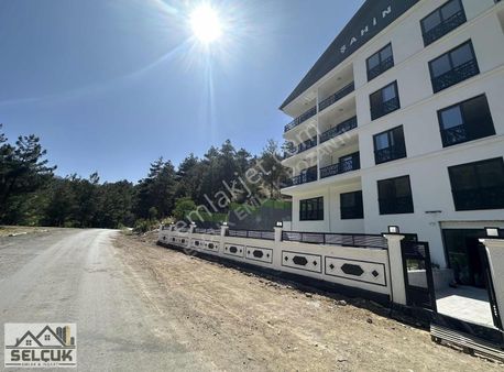 Pozantı Selçuk Emlak'tan Merkez'de Satılık 1+1 Daire