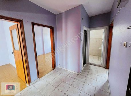 Bağcılar Kirazlı'da Kazım Karabekir'de 2+1 Geniş Daire